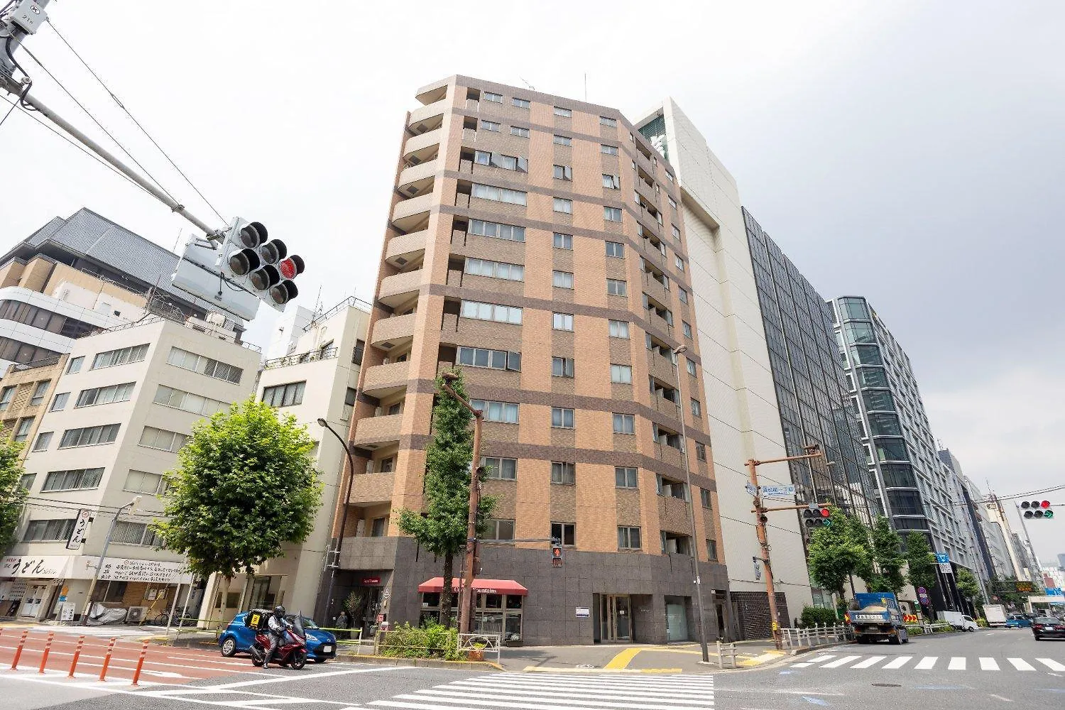 Apartment Totsu Residence Shiodome Tokyo Japan